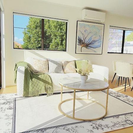 The Luxe Hidden Gem Villa In Auckland Heart - 3 Bedrooms Near Newmarket Westfieldmall מראה חיצוני תמונה